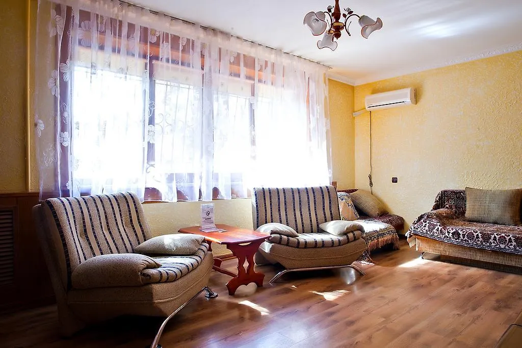 Lessor Apartments 0*, Almaty
