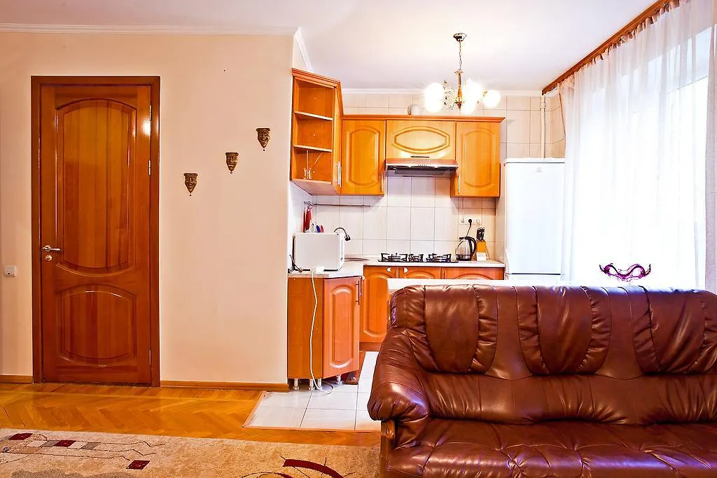 Lessor Apartments